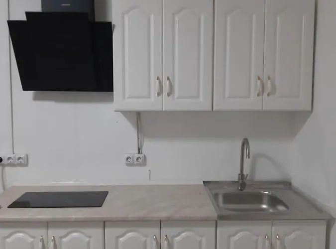 жилье отдельное 敖德萨